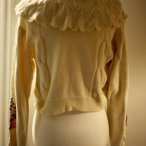 Unlogical Poem Peter Pan Knit Embroidered Cat Sweater - Picture 7 of 10